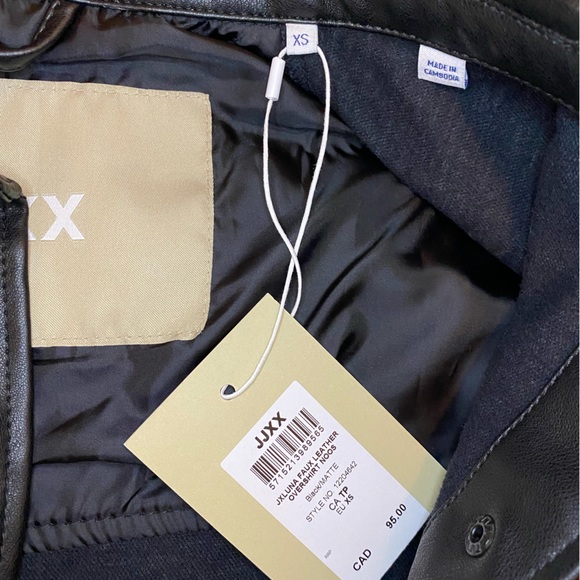 BNWT Black leather jacket - Picture 10 of 13